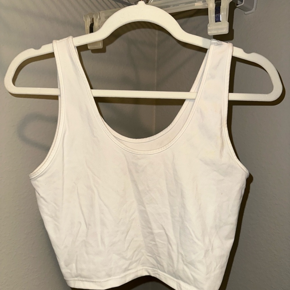 Buffbunny white athletic crop top